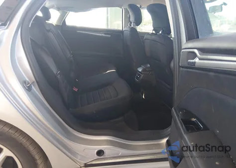 2014 Ford Fusion Se z USA, uszkodzony, nr VIN 3FA6P0H72ER140443